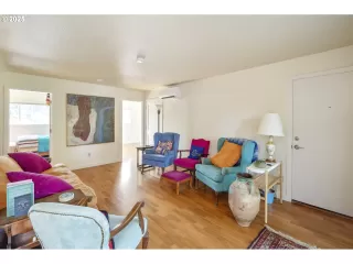 Photo #2: 593243525 Listing