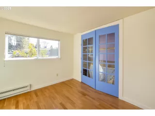 Photo #4: 593243525 Listing