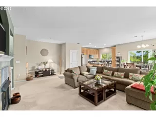 Photo #1: 593410102 Listing 