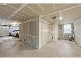 More Details about MLS # 594237049 : 724 NW 118TH AVE 101