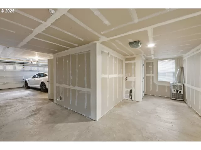 MLS: 594237049 Condo For Sale