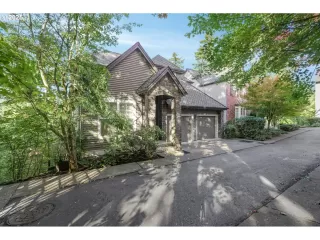 Photo #1: 594397664 Listing