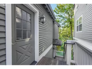 Photo #2: 594397664 Listing