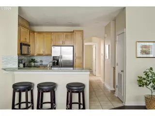 Photo #2: 594634910 Listing 