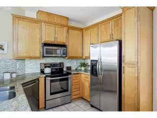 Photo #6: 594634910 Listing 