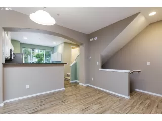 Photo #2: 594751026 Listing