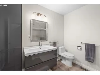 Photo #4: 595049212 Listing 