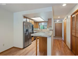 Photo #3: 595458635 Listing 