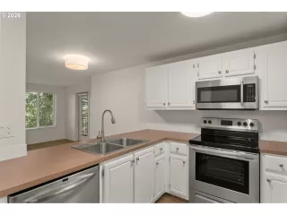 More Details about MLS # 595619148 : 17602 NW SPRINGVILLE RD C-7