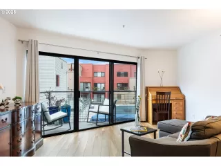 Photo #2: 595652789 Listing 