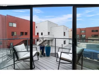 Photo #3: 595652789 Listing 