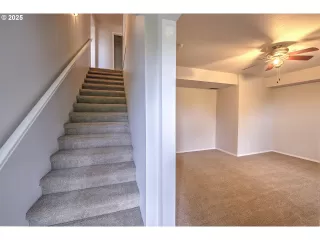 Photo #2: 596452019 Listing