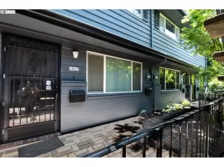 Photo #2: 597836531 Listing 