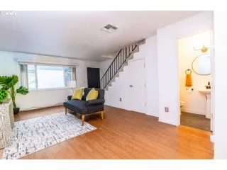 Photo #6: 597836531 Listing 