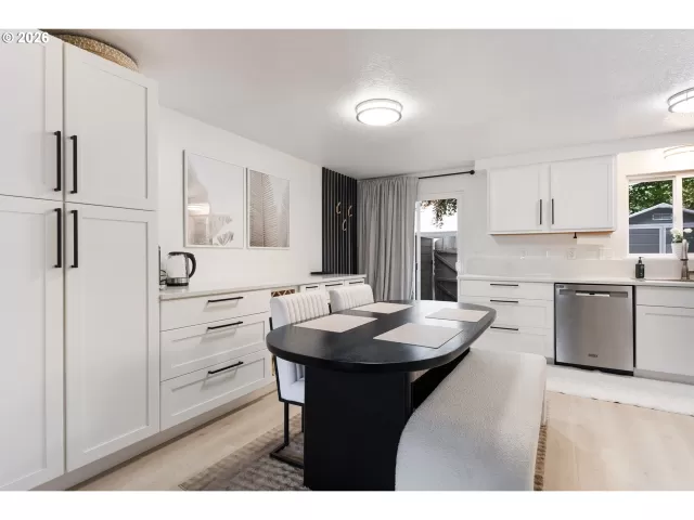 MLS: 598111022 Condo For Sale