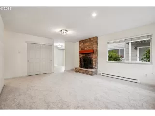 Photo #6: 598143312 Listing 