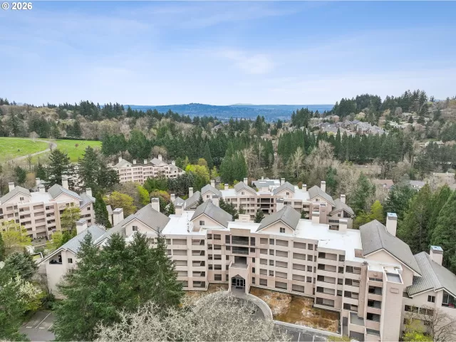 MLS: 598650929 Condo For Sale