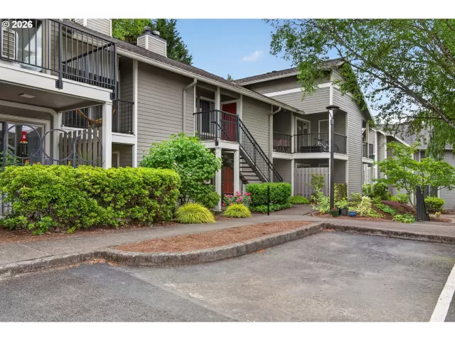MLS: 599126533 Condo For Sale