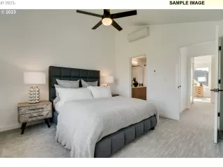 Photo #5: 599134162 Listing