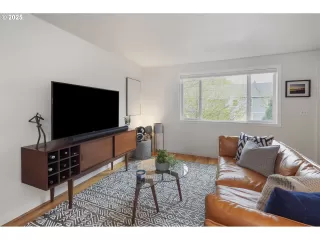 Photo #1: 599342718 Listing 