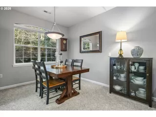 Photo #3: 599881845 Listing