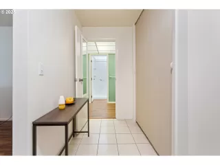 Photo #2: 600100604 Listing 