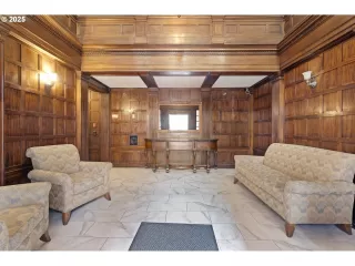 Click for more information on MLS # 600898480 : 1811 NW COUCH ST 210 More Details about MLS # 600898480 : 1811 NW COUCH ST 210
