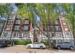 Photo #1: 600898480 Listing