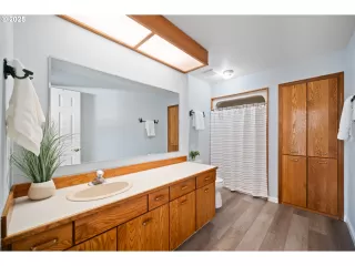 Photo #6: 601050982 Listing