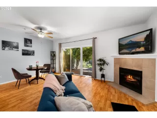 Photo #5: 601185818 Listing 