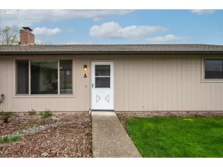 Photo #3: 601381577 Listing