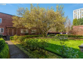 Photo #1: 601997701 Listing 