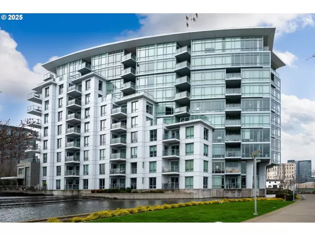 MLS: 602394176 Condo For Sale