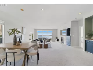 Photo #6: 602559125 Listing