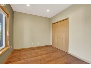 Photo #2: 602702942 Listing 