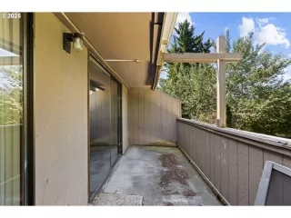 Photo #4: 602836691 Listing 