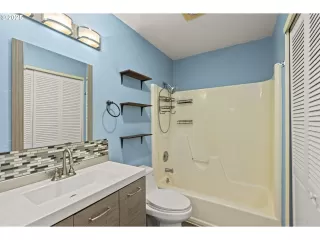 Photo #5: 602836691 Listing 