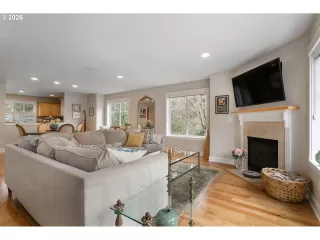 Photo #4: 603009284 Listing 