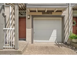 Photo #5: 603164920 Listing