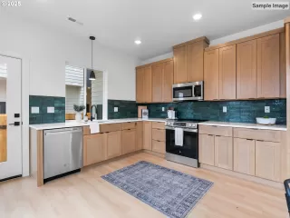 Photo #4: 603827435 Listing