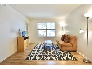 Photo #1: 604116583 Listing 