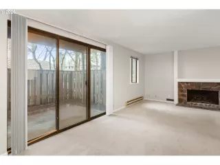 Photo #2: 604237696 Listing