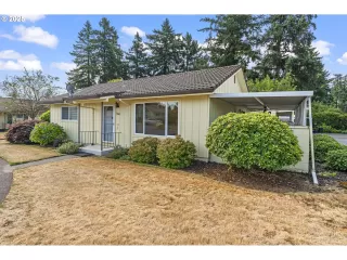 Photo #2: 604281435 Listing