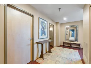 Photo #3: 604333061 Listing