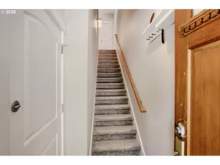 Photo #2: 604925169 Listing 