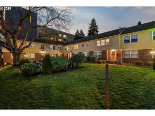 Click for more information on MLS # 605046938 : 1411 N ALBERTA ST 4 More Details about MLS # 605046938 : 1411 N ALBERTA ST 4