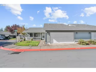 Photo #2: 605498233 Listing