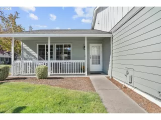 Photo #5: 605498233 Listing