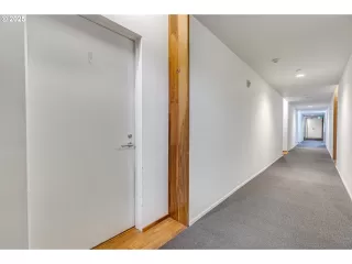 Photo #2: 605767585 Listing 