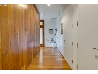 Photo #4: 605767585 Listing 